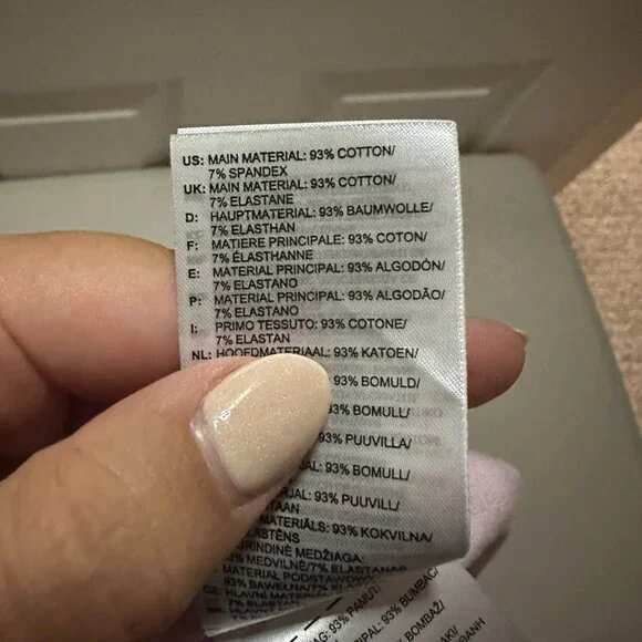 Adidas Essentials Pink Camo Crop - Picture 7 of 9